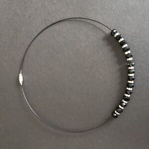 Wire Necklace with Crystal and black glass beads